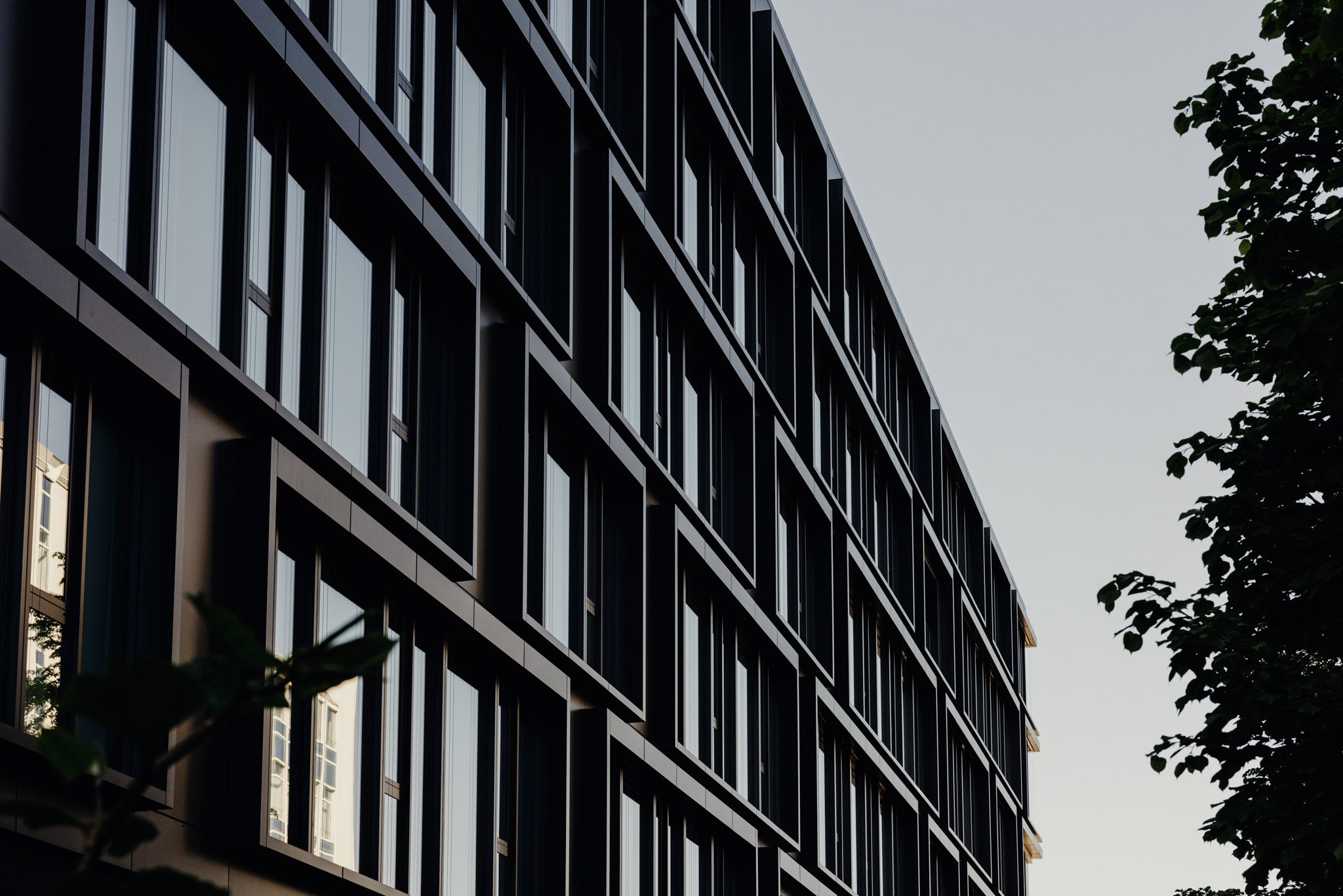 RALPH WINTER, W5 GROUP WIRD NEUER AKTIONÄR BEI DEUTSCHE FINANCE GROUP